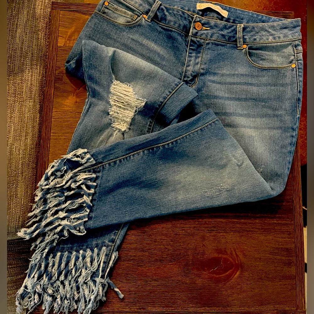 Distressed  Denim Jeans size 12P EST 1946 Mid- Rise